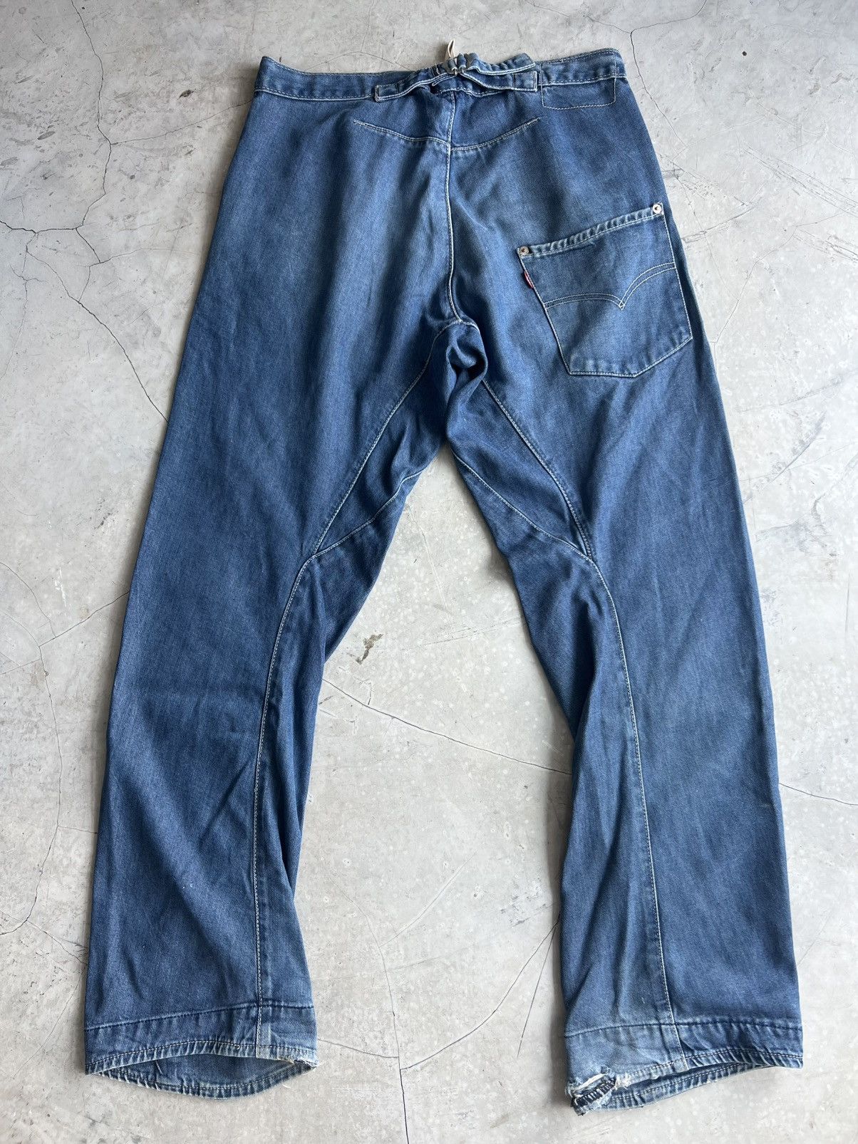 Levi's Levis Engineered Twisted Jeans Buckle Back Actual 32x33 Size US 32 / EU 48 - 7 Thumbnail