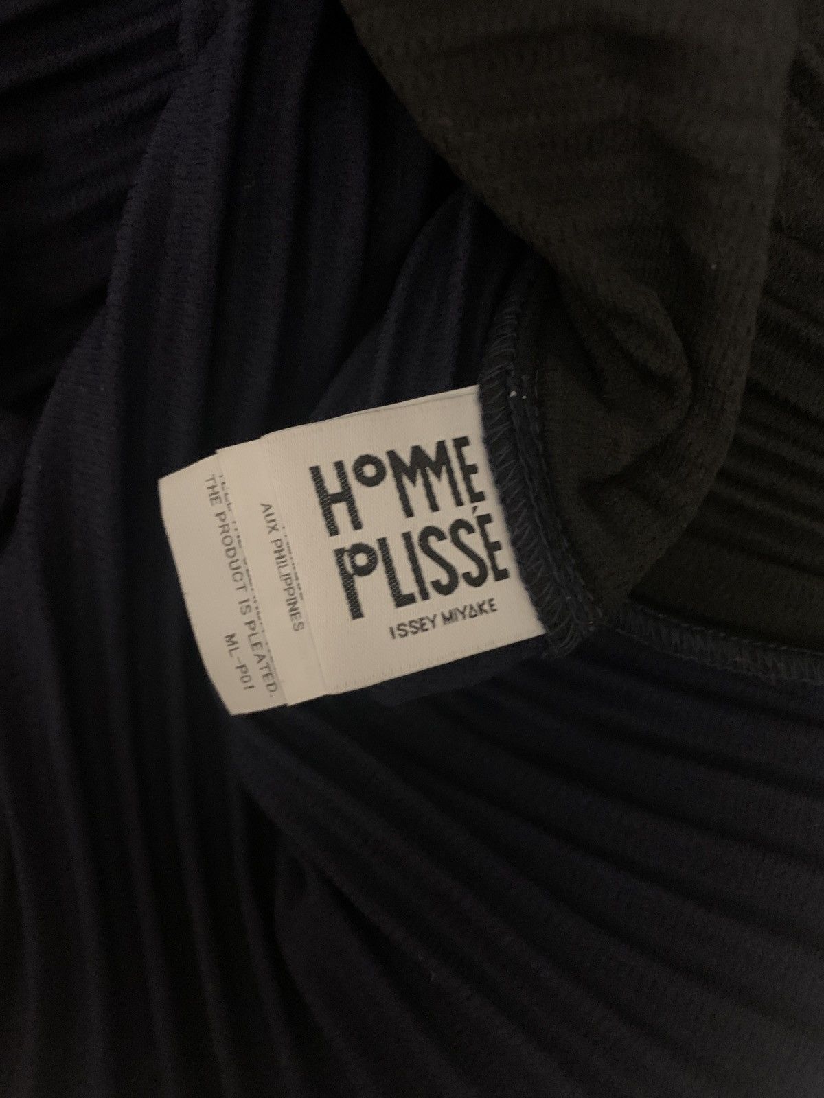 Homme Plisse Issey Miyake V neck top Size US L / EU 52-54 / 3 - 4 Thumbnail