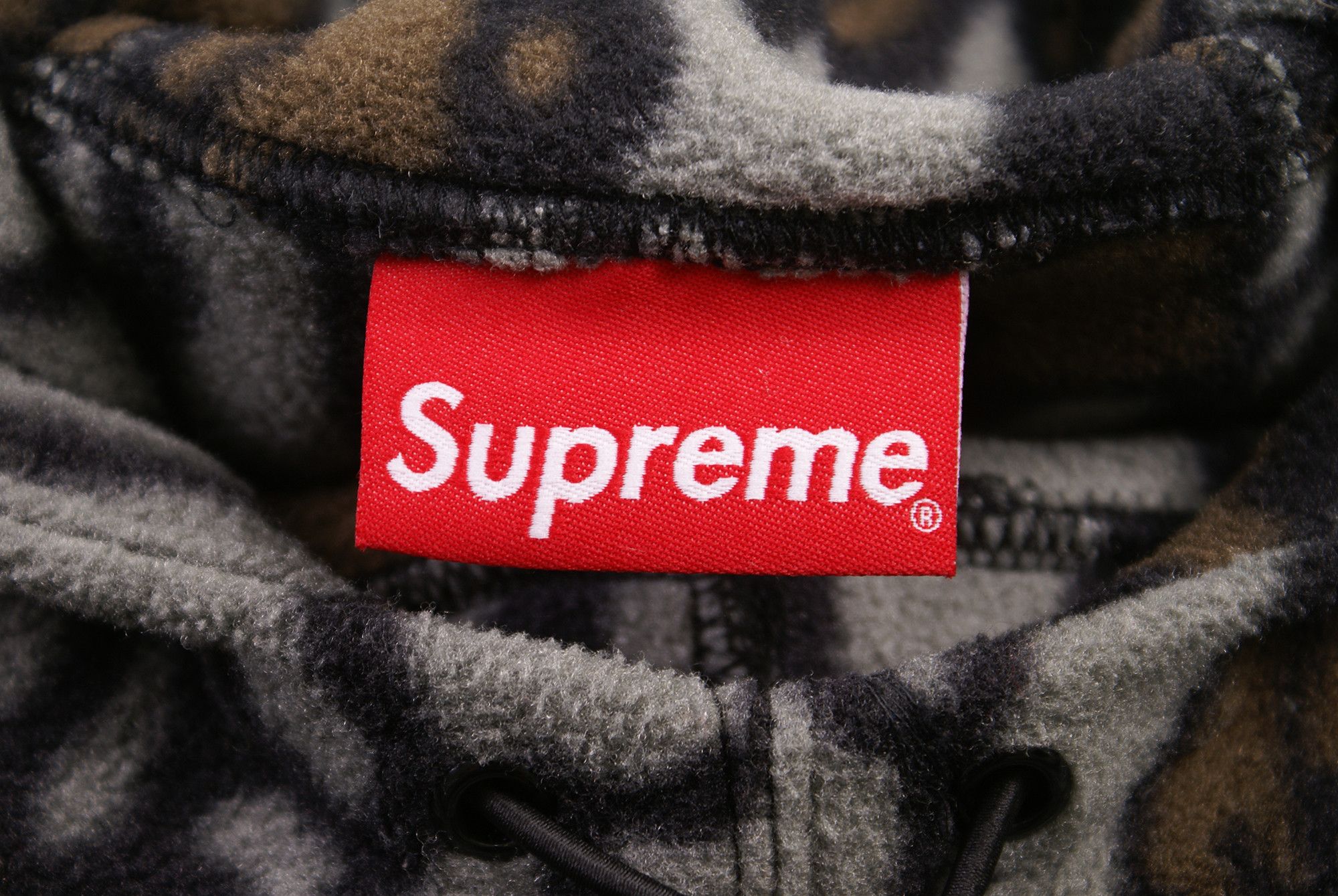 Supreme 2020 Supreme Polartec Hooded Sweatshirt OLIVE TREEBARK CAMO Size US M / EU 48-50 / 2 - 7 Thumbnail