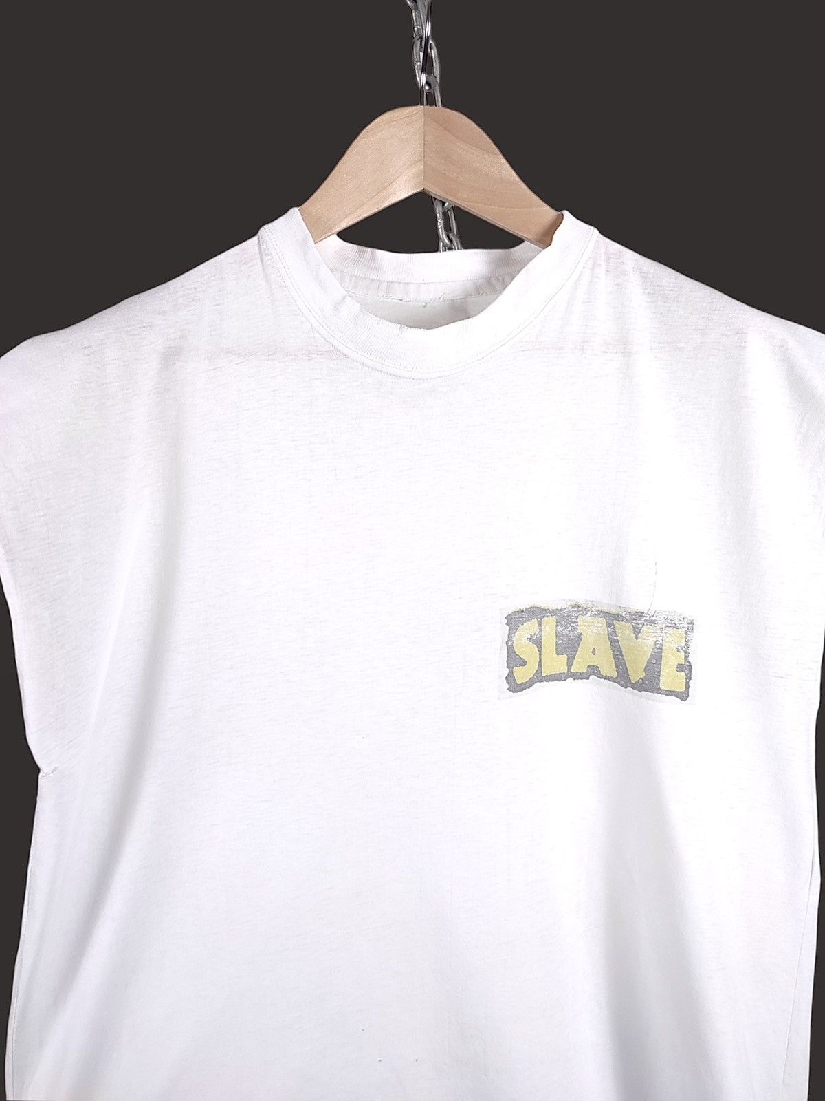 Band Tees 90s Vintage Slave Rock Band Distressed Sleeveless T-Shirt Size US L / EU 52-54 / 3 - 8 Thumbnail
