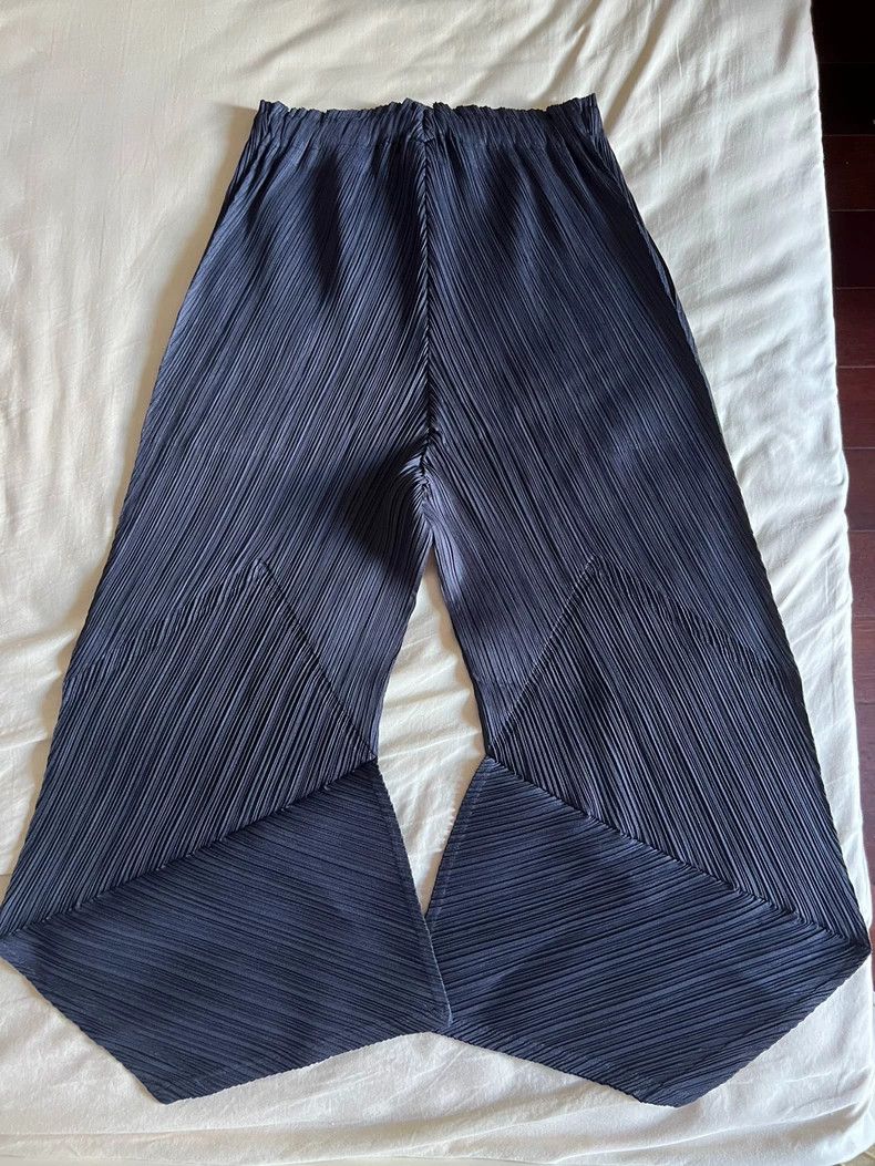 Issey Miyake Issey Miyake size:5 Blue and black hammer-shaped pants Size 31" - 2 Thumbnail