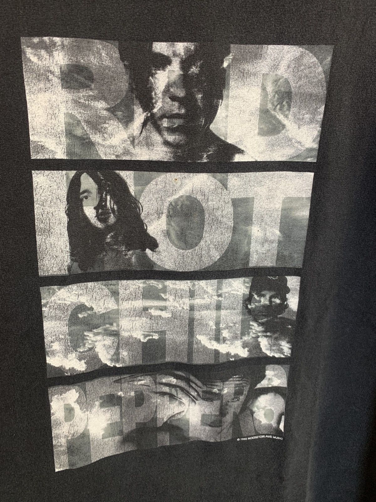 Band Tees × Vintage RARE Vintage 90s Red Hot Chili Peppers Californication Shirt Size US M / EU 48-50 / 2 - 3 Thumbnail