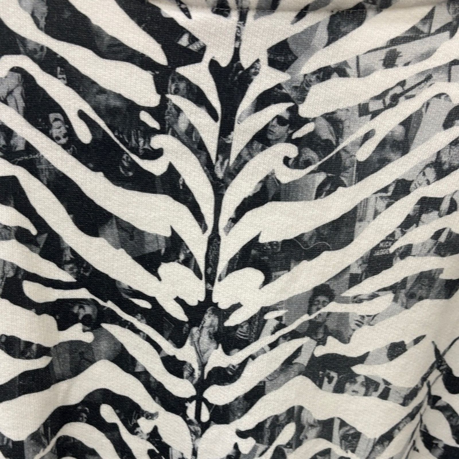 John Richmond NWT John Richmond Zebra Print Sweater - Black, White Size S Size S / US 4 / IT 40 - 9 Thumbnail
