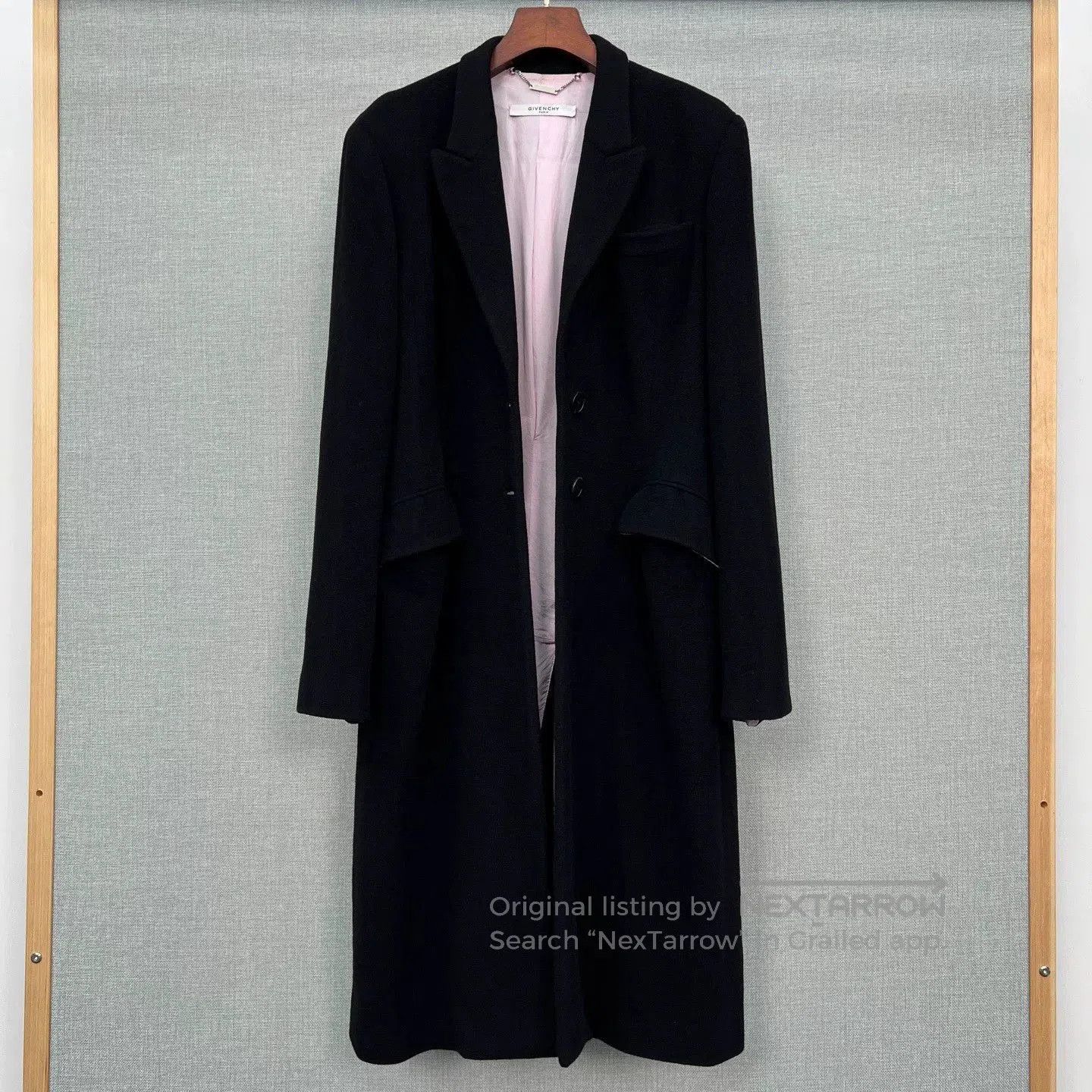 Givenchy Givenchy Black Wool Women's Coat. Size M / US 6-8 / IT 42-44 - 1 Thumbnail