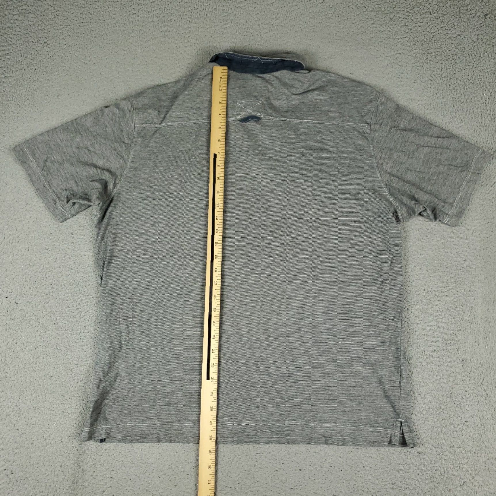 Tommy Bahama VINTAGE Tommy Bahama Polo Shirt Men XL Gray Casual Short Sleeve Canvas Size US XL / EU 56 / 4 - 3 Thumbnail