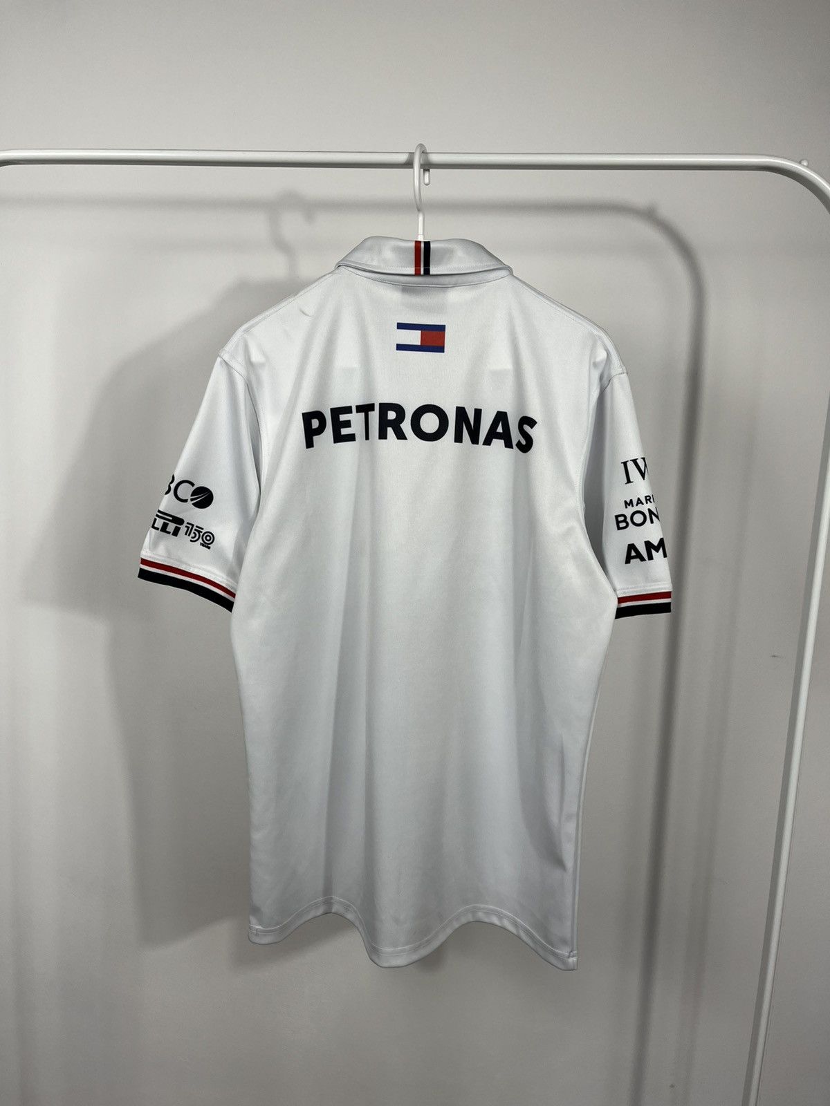 Mercedes-Benz Mercedes AMG Petronas F1 Team Polo Shirt Tommy Hilfiger L Size US L / EU 52-54 / 3 - 11 Thumbnail