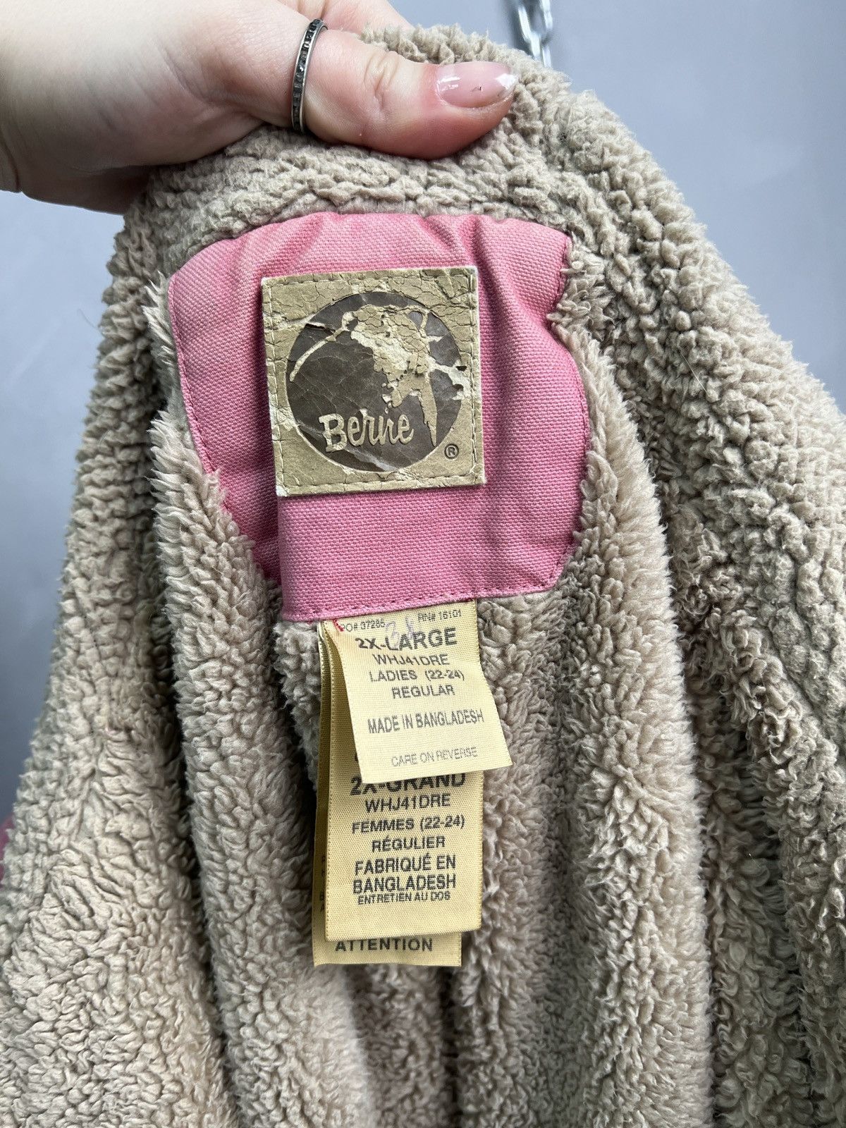 Carhartt Carhartt style 90’s Pink Tree Jacket Heavy active jacket Size US XL / EU 56 / 4 - 12 Thumbnail
