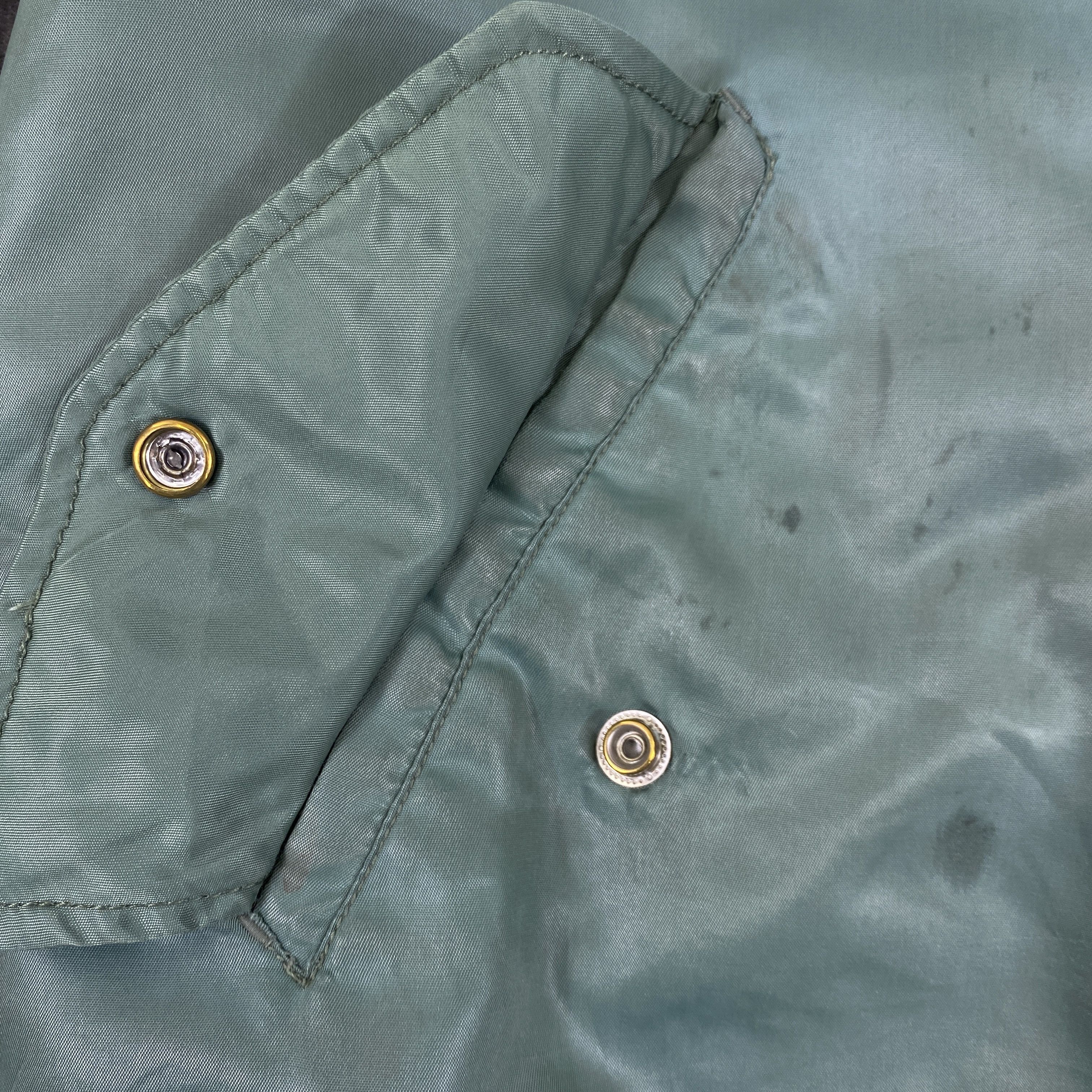Japanese Brand Vintage Distressed Flight Bomber Jacket- J362 Size US L / EU 52-54 / 3 - 10 Thumbnail