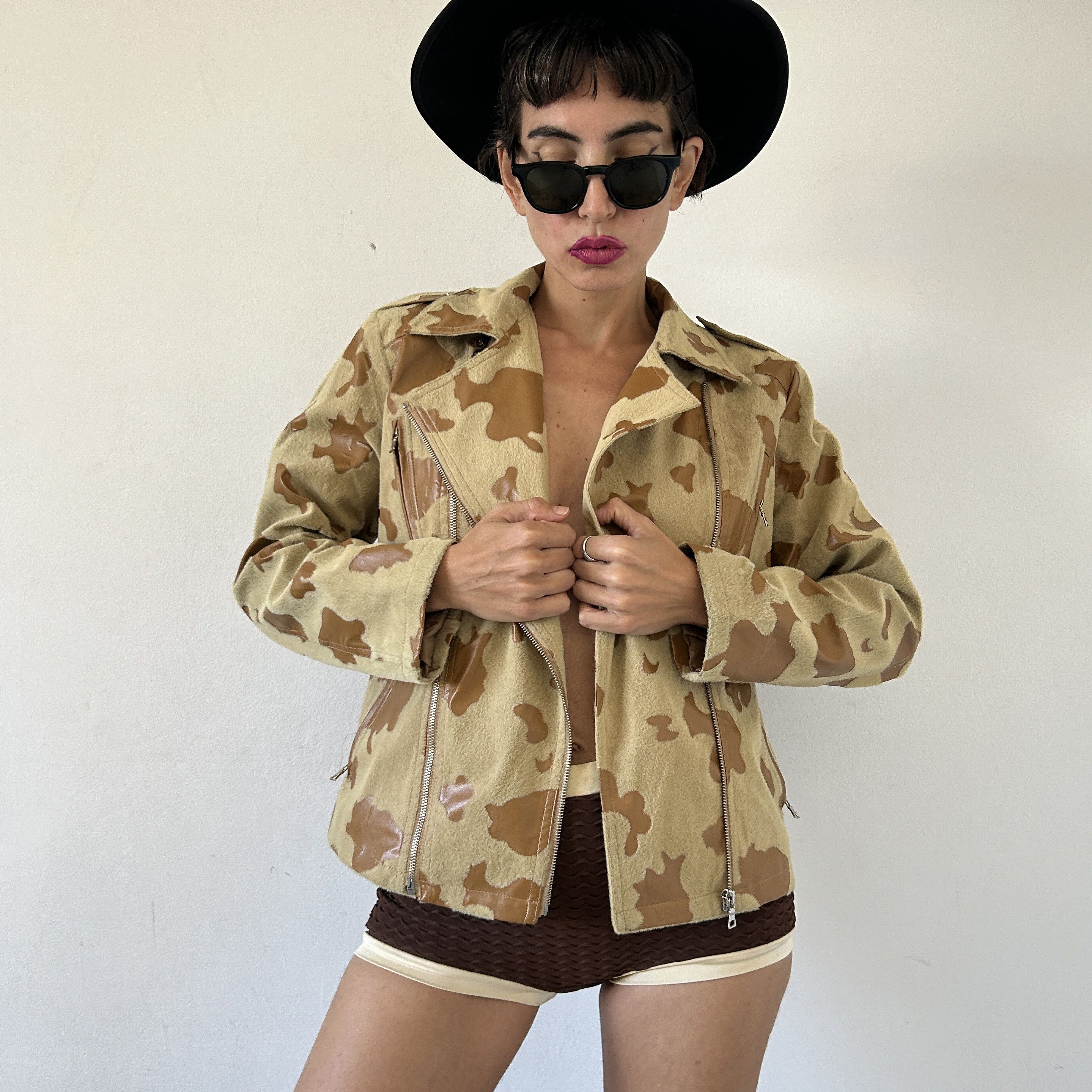 Vintage Vintage y2k cow print zip up jacket Size XL / US 12-14 / IT 48-50 - 6 Thumbnail