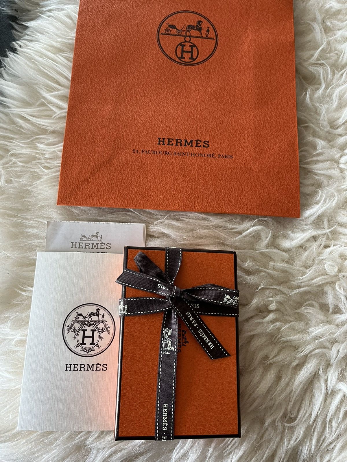 Hermes Hermes Brand New Calvi Mauve Pale Chèvre Mysore Leather Size ONE SIZE - 4 Thumbnail