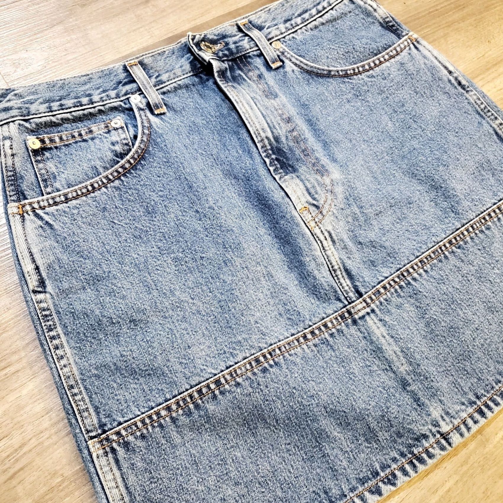 Helmut Lang Helmut Lang Denim Mini Skirt Light Blue Button Zipper Pockets Cotton Denim Short Skirt 90s Bohemian City Summer Women Size 24" / US 00 / IT 34 - 3 Thumbnail