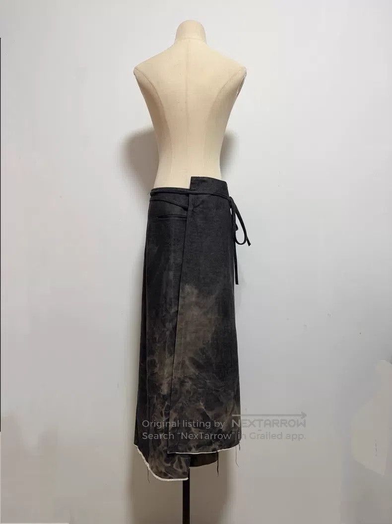Atelier Suppan ATELIER SUPPAN Tie-dye denim skirt| Size 28" / US 6 / IT 42 - 4 Thumbnail