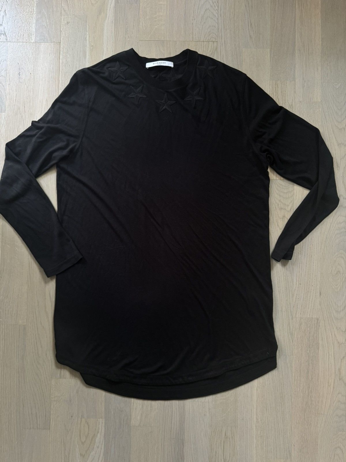 Givenchy GIVENCHY long sleeve tshirt sizes IN PHOTOS by tape measure Size US S / EU 44-46 / 1 - 1 Thumbnail