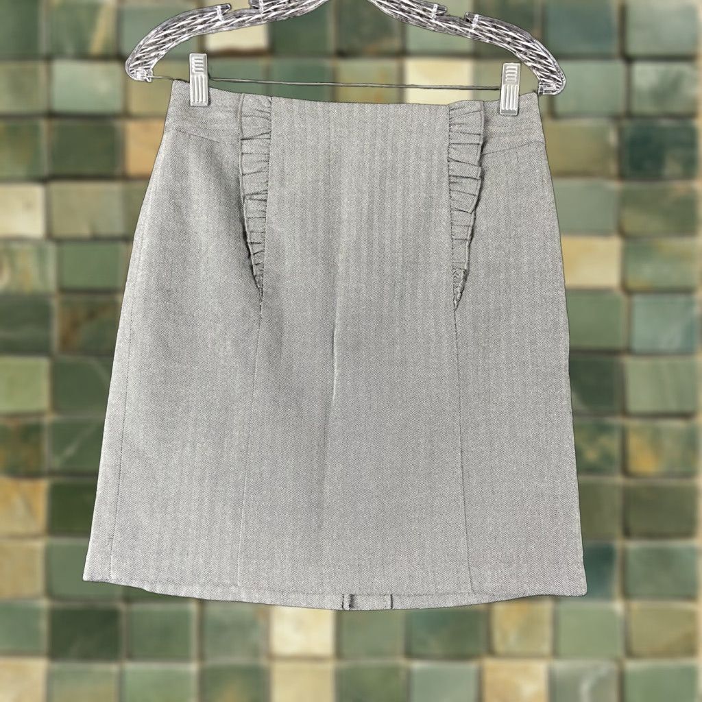 Banana Republic Banana Republic Petites Skirt Women’s 4P Petites Women Short Mini Multicolor Dress Skirt 4P Mens Womens Girls Size 27" / US 4 / IT 40 - 1 Thumbnail