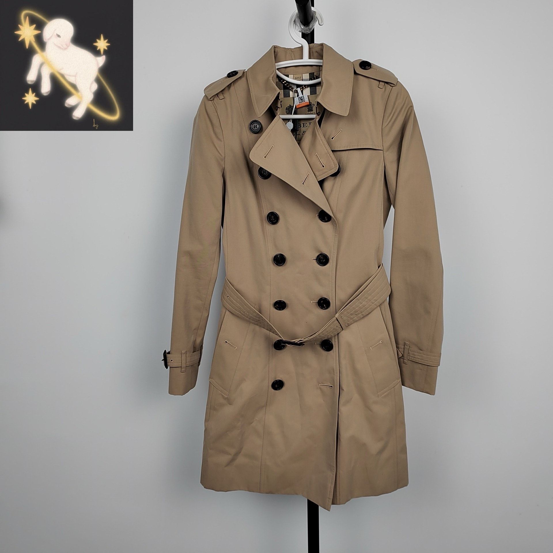 Burberry Burberry Beige Coat 36 Women Size S / US 4 / IT 40 - 1 Thumbnail