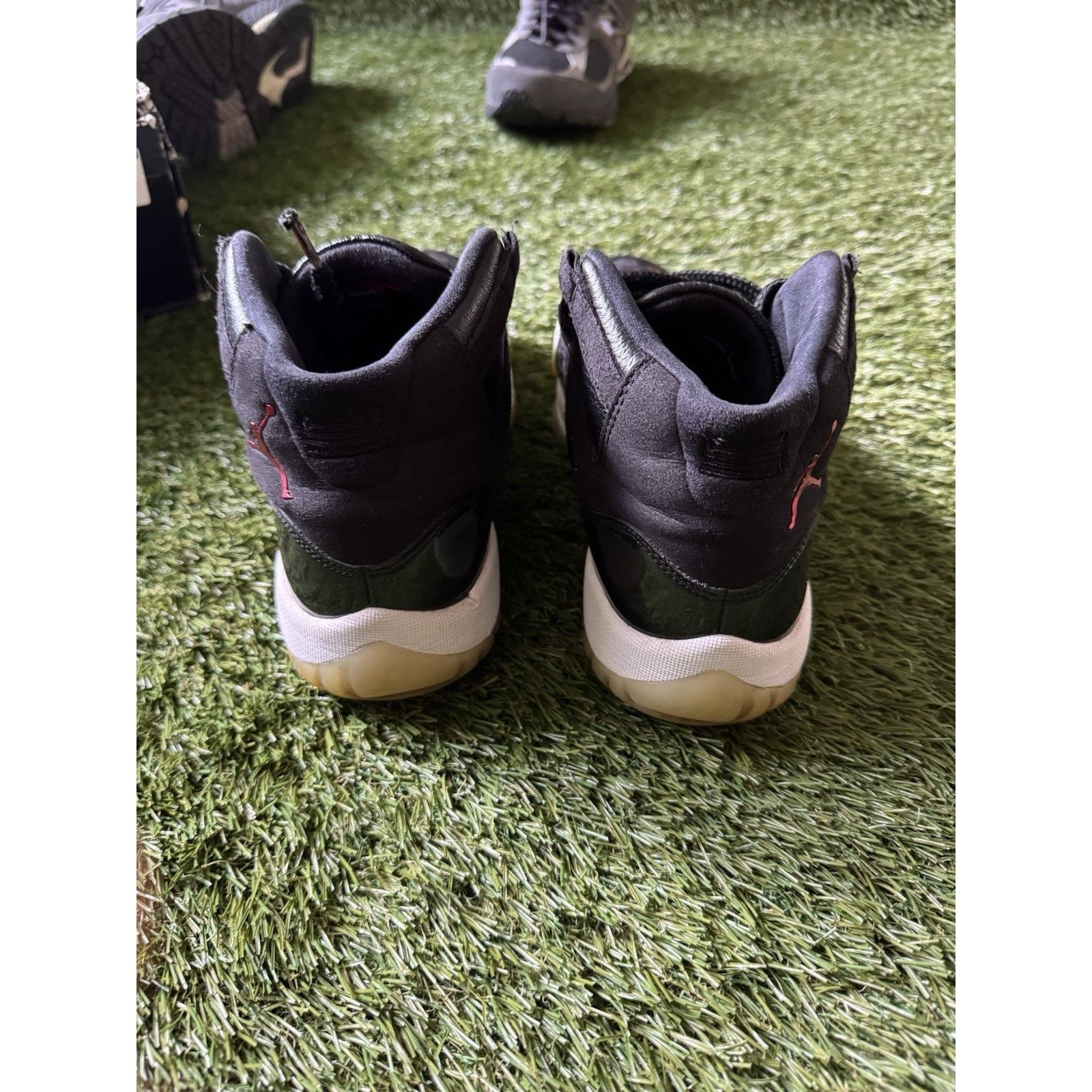 Jordan Brand Jordan 11 High 72-10 2015 Size 7 Men’s / 8.5 Women Size US 7 / EU 40 - 3 Thumbnail