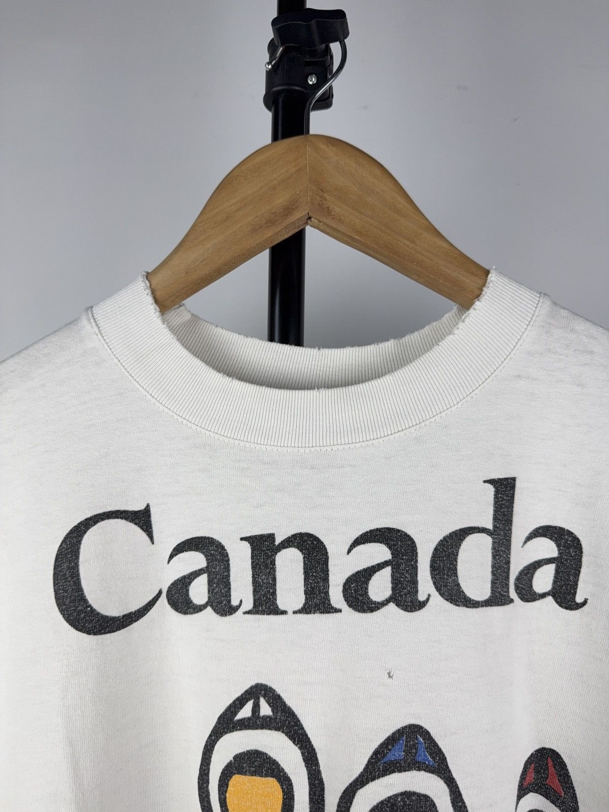 Vintage Vintage 1990s Marc Tetro Canada Inuit Art Graphic T-Shirt XL Size US XL / EU 56 / 4 - 5 Thumbnail