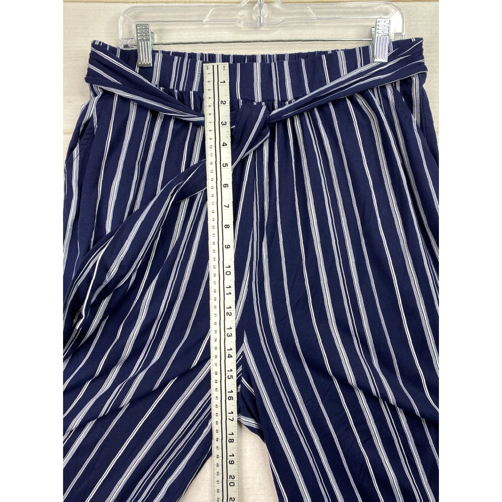 Vintage Shosho Womens Pants 1X Blue Striped Wide-Leg Pull On Gaucho Crop Belted Stretch Pants Reg Large Size 40" / US 18 - 6 Thumbnail