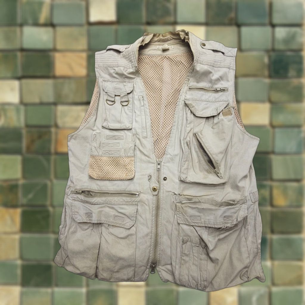 Banana Republic VINTAGE Banana Republic Vest Mens Large Safari Fishing Hunting Photography Thrashed Size US L / EU 52-54 / 3 - 1 Thumbnail