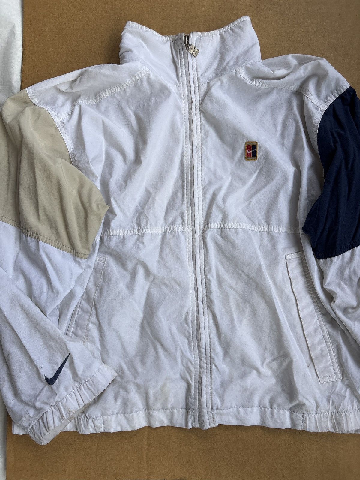 Nike Nike Windbreaker Vintage Size US M / EU 48-50 / 2 - 1 Thumbnail