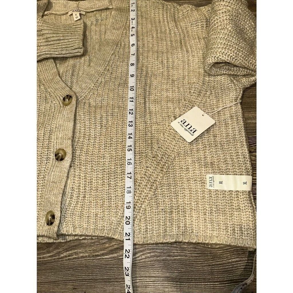 JCPenney A.N.A. Womens Oatmeal Knit V-Neck Sweater. Size XL. NWT. 9 Size XL / US 12-14 / IT 48-50 - 7 Thumbnail