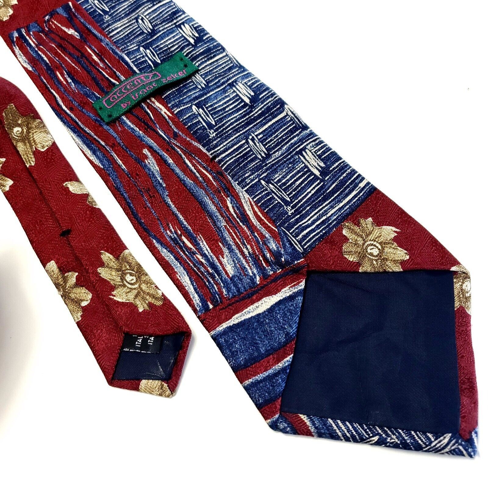 Designer Accents Isaac Zelcer Red Blue Abstract Floral Jaquard Print Size ONE SIZE - 5 Thumbnail