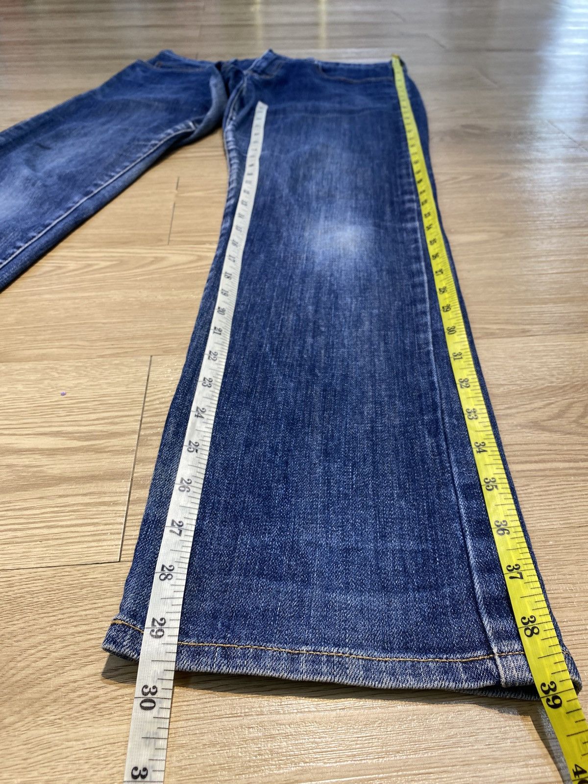 Japanese Brand Vintage Japanese Brand Buckle Back Blue Wash Style Jeans Size US 31 - 11 Thumbnail