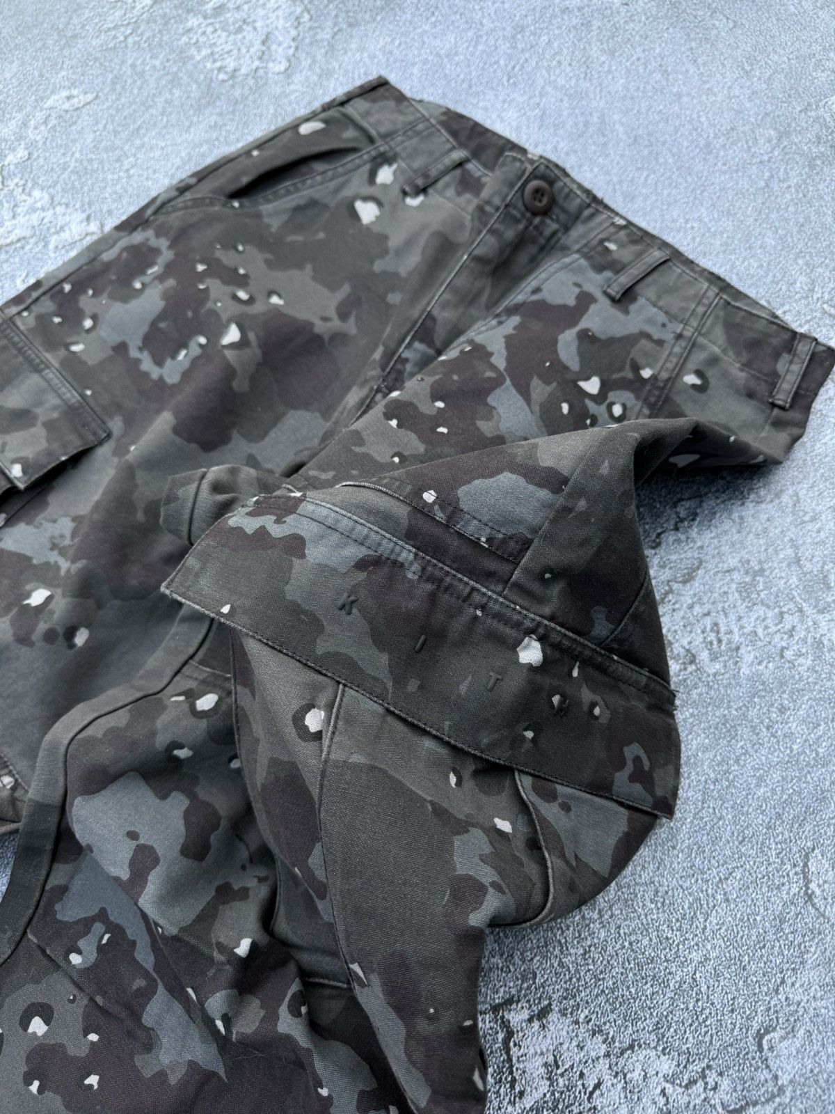 Kith NWT Kith Jaden Midnight Cookie Camo Logo Wide Aviator Pants Size US 30 / EU 46 - 4 Thumbnail