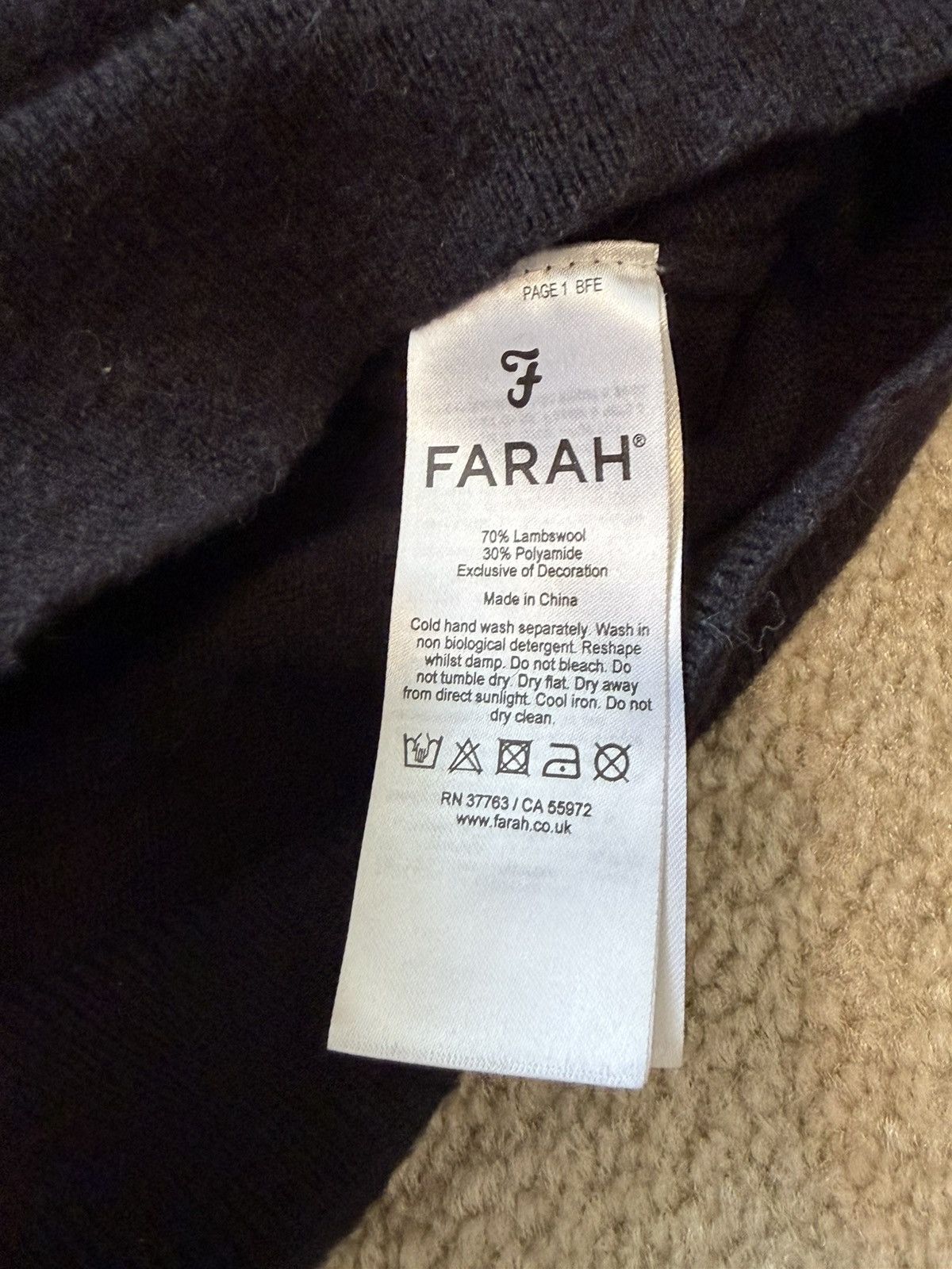 Farah Farah Black Turtleneck Sweater Size Small Size US S / EU 44-46 / 1 - 5 Thumbnail