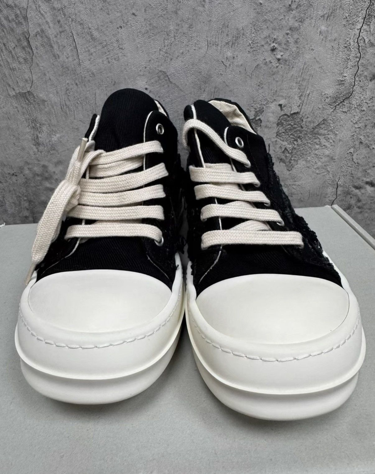 Rick Owens Rick Owens DRKSHDW Slash Cut Low Canvas Sneakers K37 Size US 8 / IT 38 - 2 Thumbnail