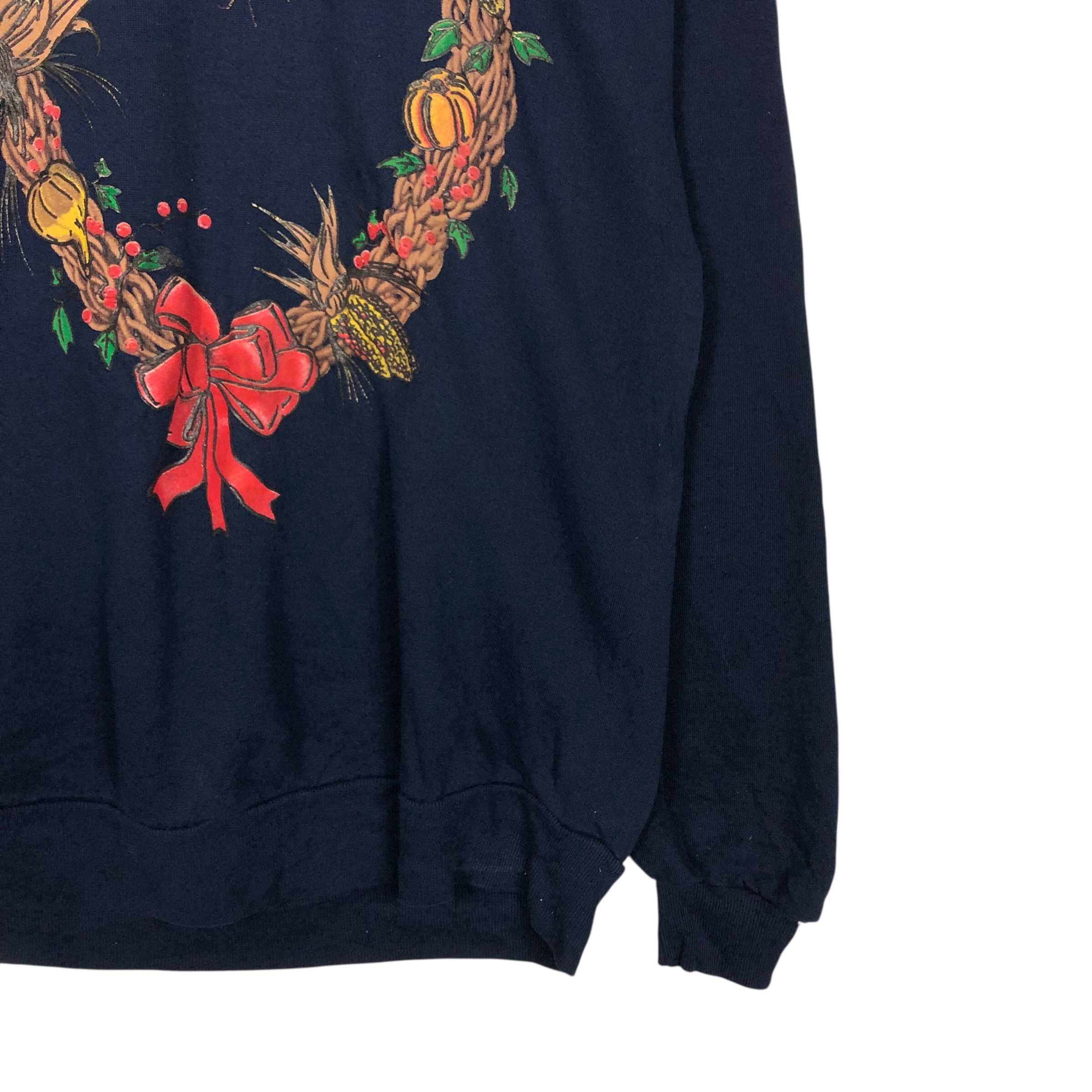 Vintage 📌Vintage Sweatshirt Featuring a Heart Shaped Autumn Winter Size US L / EU 52-54 / 3 - 6 Thumbnail