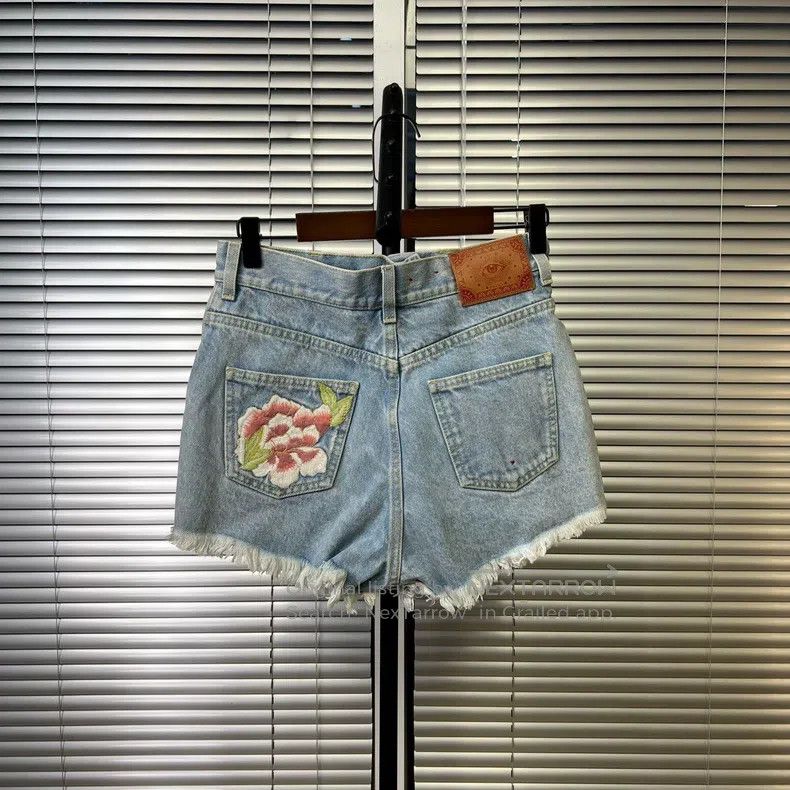 Gucci Gucci Flowers, Embroidery, Artist, Shorts Size 27" / US 4 / IT 40 - 3 Thumbnail