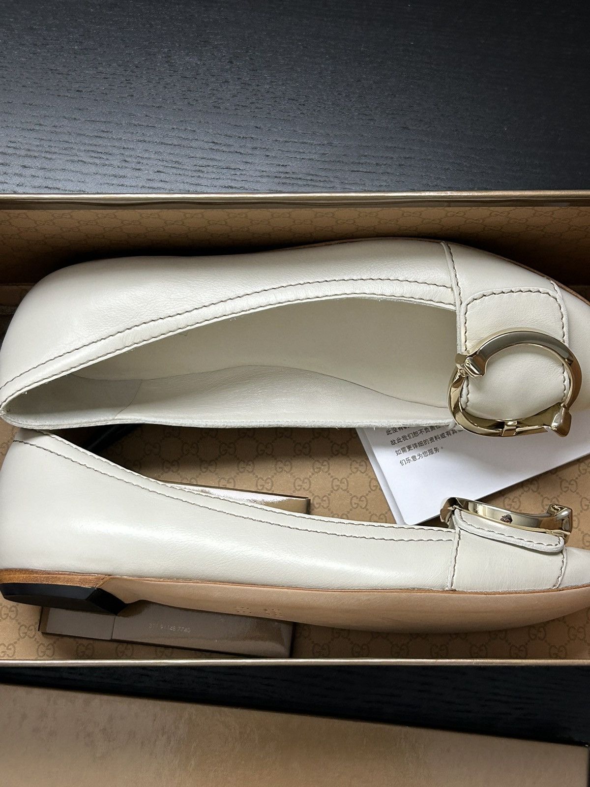 Gucci Gucci white flat shoes Size US 5.5 / IT 35.5 - 9 Thumbnail