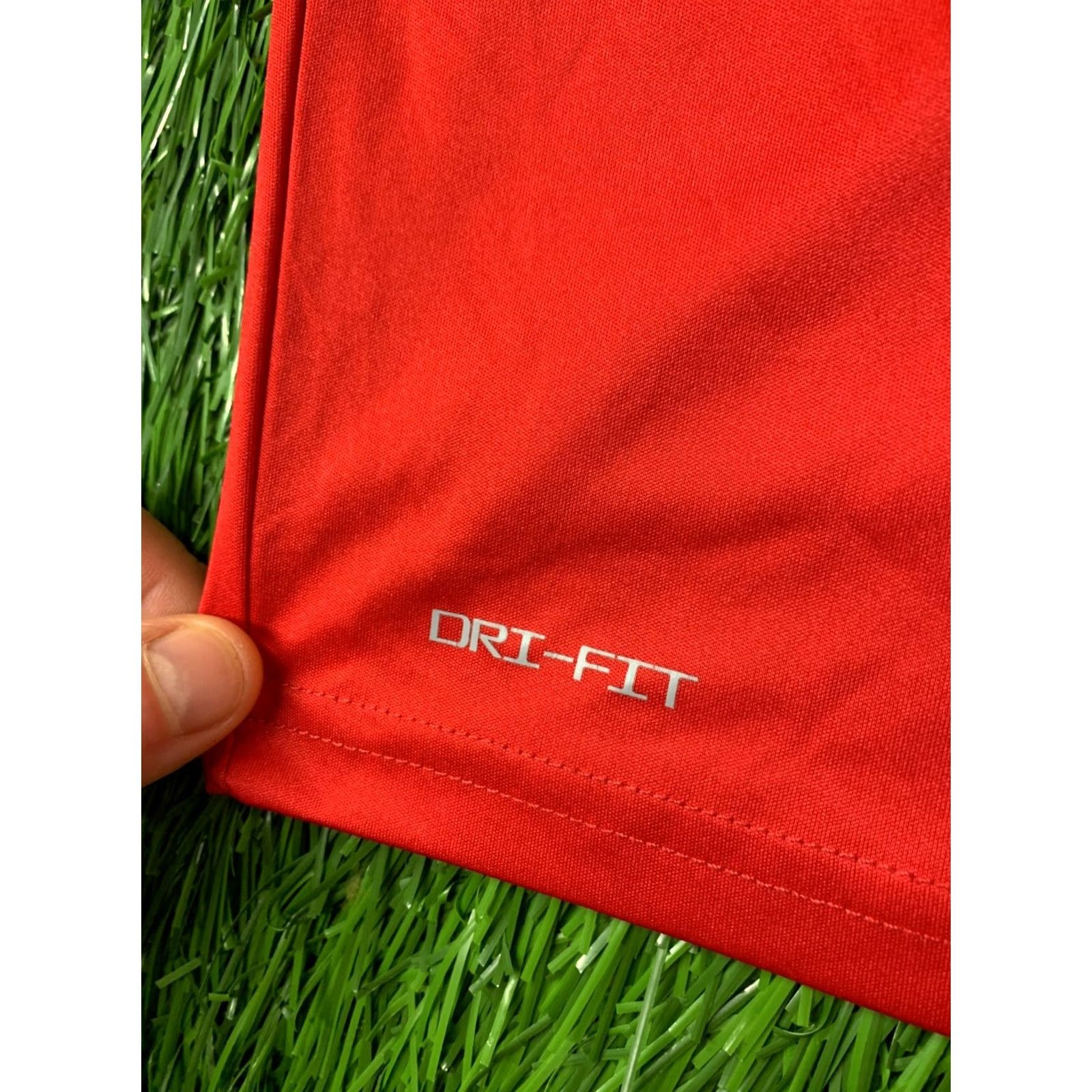 Nike Nike Swim Dri-Fit Shirt Jersey T-Shirt - Short Sleeve - Red - Size L - Men - Classic Fit - Shirt Size US L / EU 52-54 / 3 - 4 Thumbnail