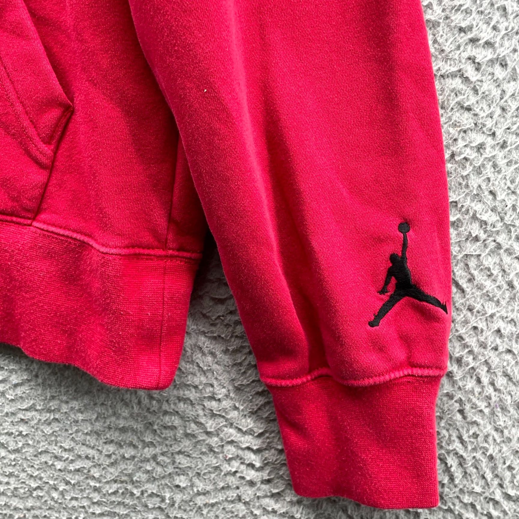Nike Nike Jordan Air Jordan 1 Holiday Hoodie Men M Red Graphic Print Sportswear Hoodie Retro Christmas 90s Size US M / EU 48-50 / 2 - 3 Thumbnail