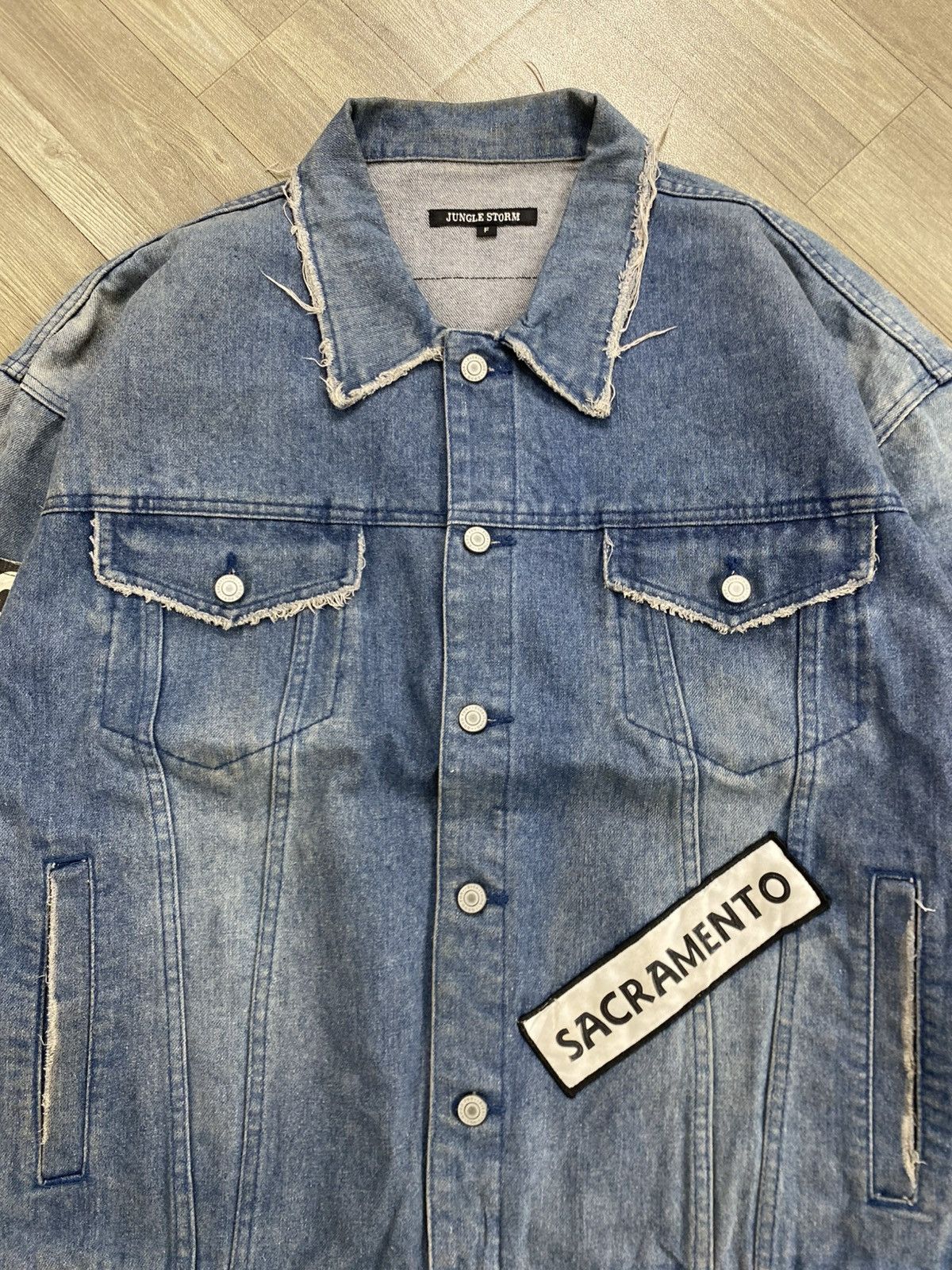 If Six Was Nine Vintage Jungle Storm Distressed Patch Punk Lgb Denim Jacket Size US XL / EU 56 / 4 - 16 Thumbnail
