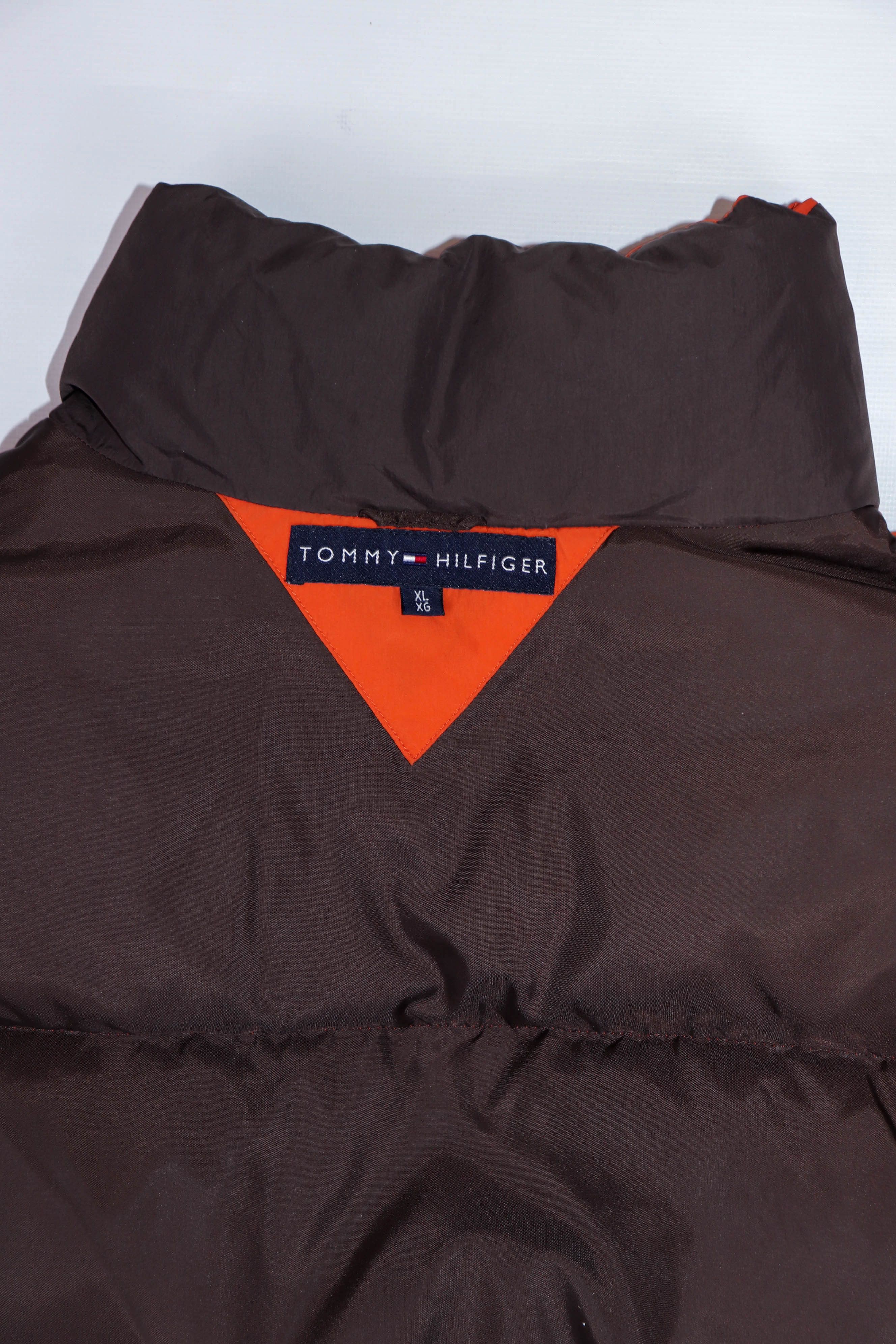 Tommy Hilfiger Tommy Hilfiger Vintage Orange Nylon Down Puffer Jacket Size US L / EU 52-54 / 3 - 13 Thumbnail