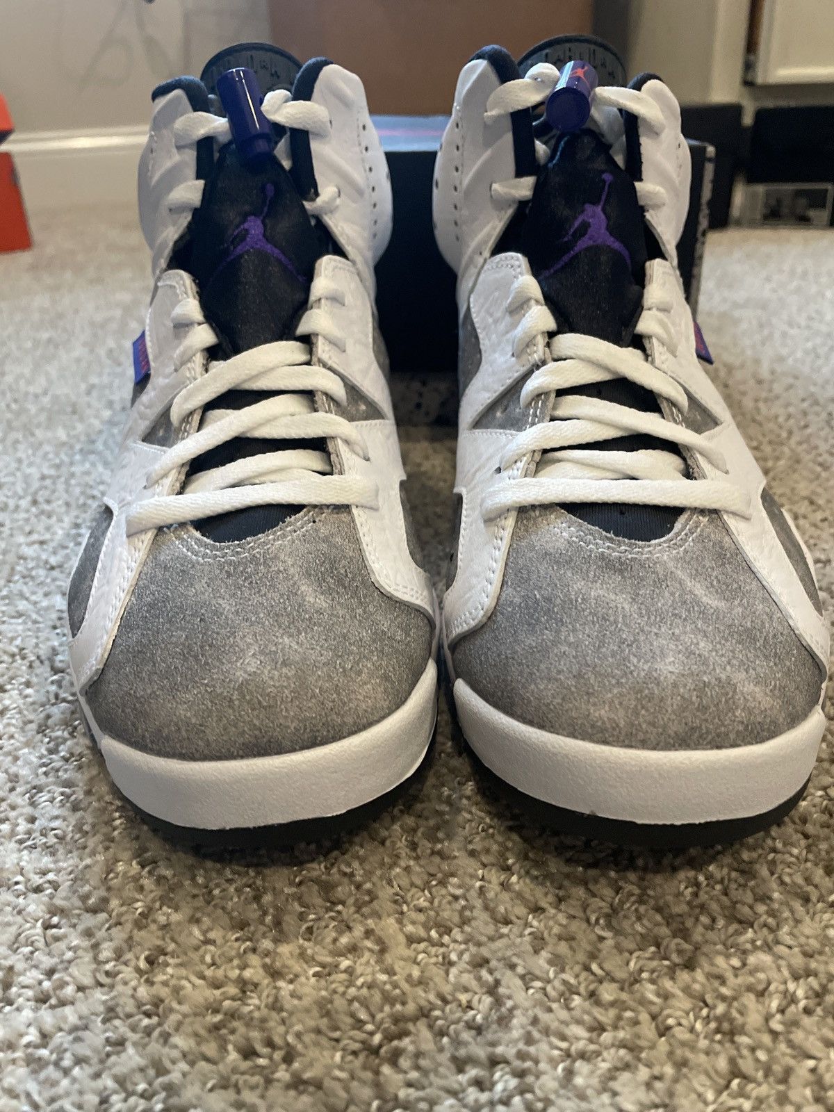 Jordan Brand × Nike Jordan 6 nostalgia flight Size US 7.5 / EU 40-41 - 3 Thumbnail