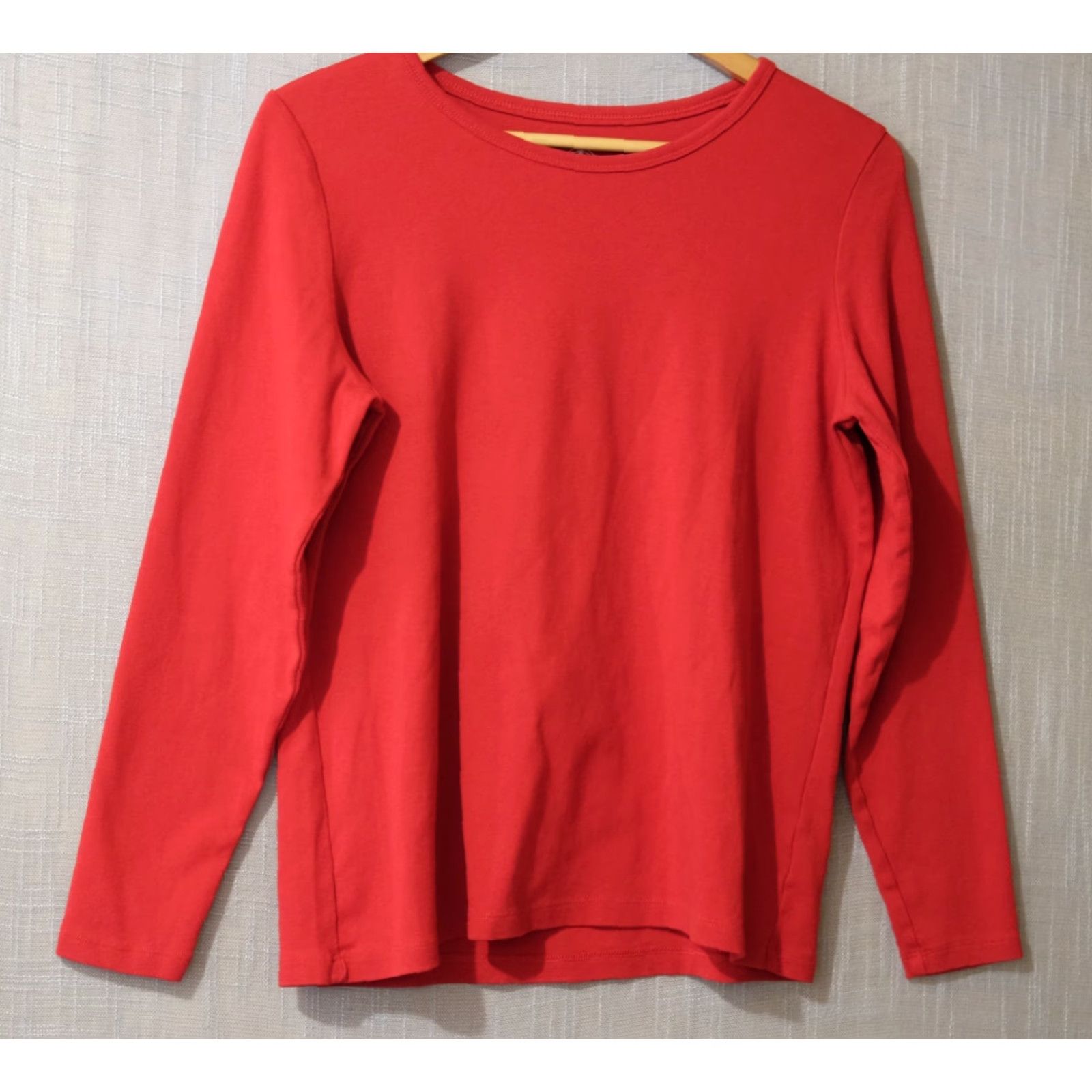 Vintage EUC St Johns Bay 100% Cotton Tee Shirt Long Sleeve Red Women's L Shirt Regular Size L Women Crew Neck Knit Cotton T-Shirt Vintage: No Size L / US 10 / IT 46 - 2 Thumbnail