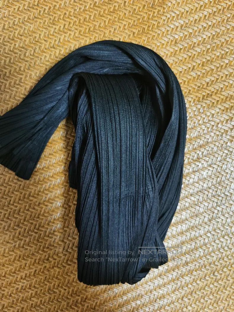 Issey Miyake Issey Miyake Classic Black Pleated Pants Size 25" / US 0 / IT 36 - 2 Thumbnail