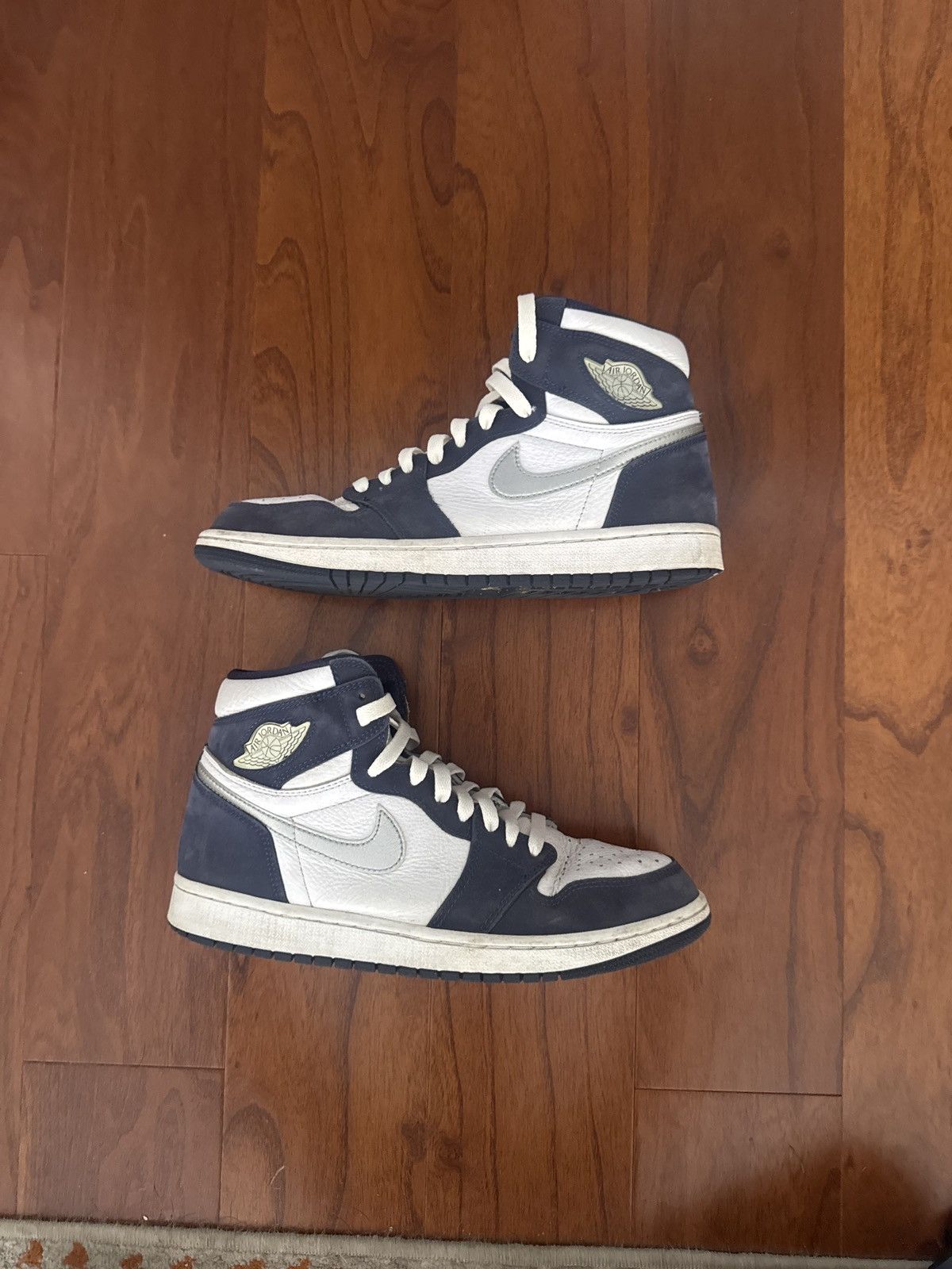 Jordan Brand Jordan 1 Retro High Midnight Navy (2020) Size US 9.5 / EU 42-43 - 1 Thumbnail