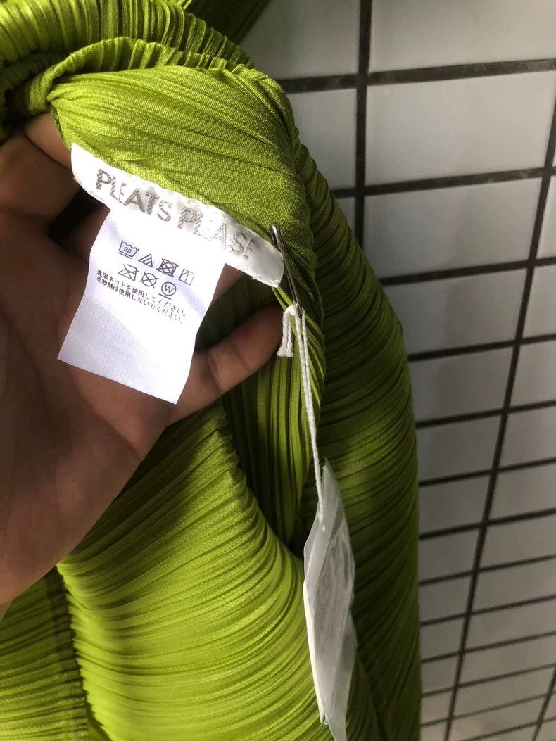 Issey Miyake Issey Miyake Green pleated dress Size L / US 10 / IT 46 - 3 Thumbnail