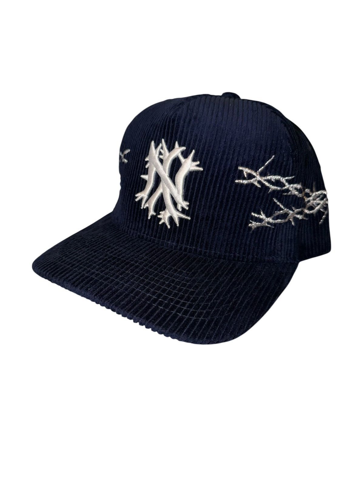 Other Kill The Hype KTH-LA ‘Yankees Sacred Corduroy’ Hat Size ONE SIZE - 1 Thumbnail