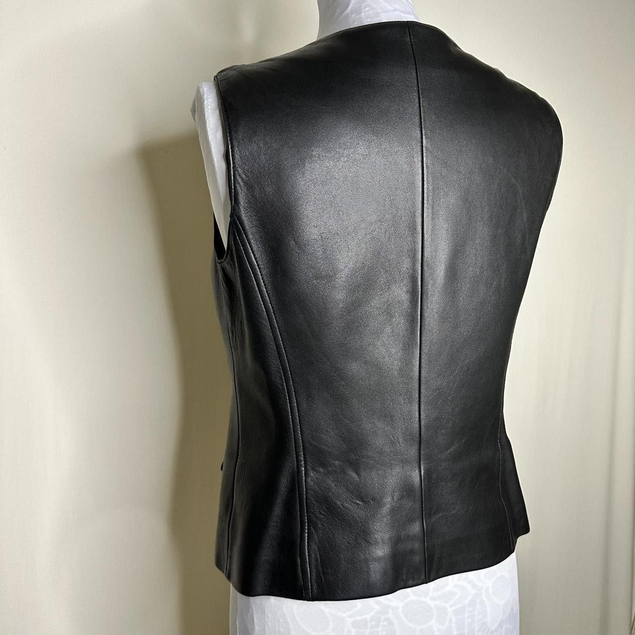 Vintage Vintage Liz Claiborne Black Lamb Suede Leather Vest Sz 8 Size M / US 6-8 / IT 42-44 - 4 Thumbnail