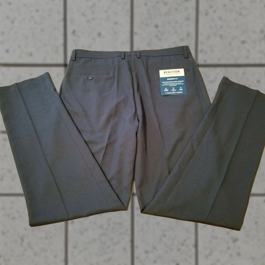 Kenneth Cole VINTAGE? No. Kenneth Cole Reaction Dress Pants Mens 36x34 Blue Slack Chino Khaki Trousers Dress Pants Mens Blue 36x34 Kenneth Cole Reaction pants Size US 36 / EU 52 - 1 Thumbnail