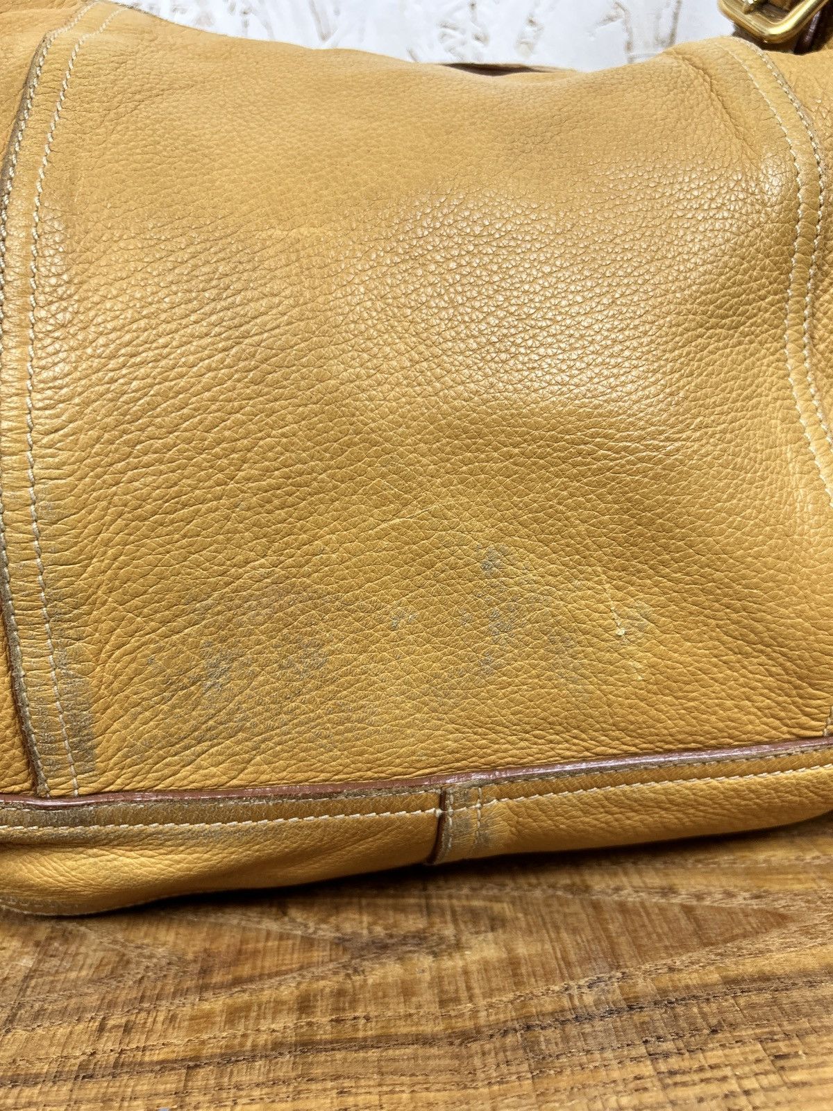 Prada Prada Deerskin Leather Handbag Shoulder Bag Size ONE SIZE - 9 Thumbnail
