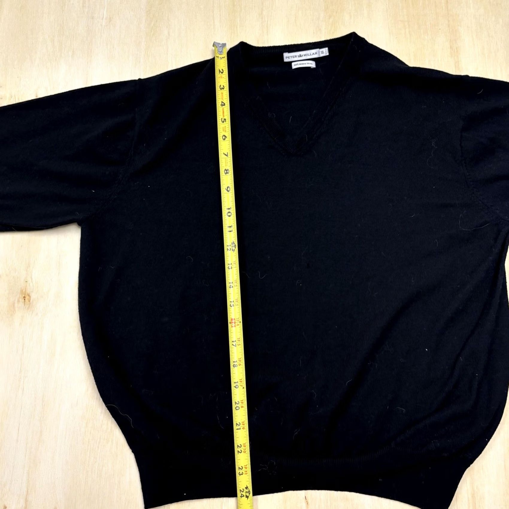 Peter Millar Peter Millar Sweater Mens XL Black 100% Merino Wool V-Neck Knit Pullover Casual Pullover Mens XL Black Merino Wool Knit V-Neck Casual Knit Pullover Size US XL / EU 56 / 4 - 4 Thumbnail
