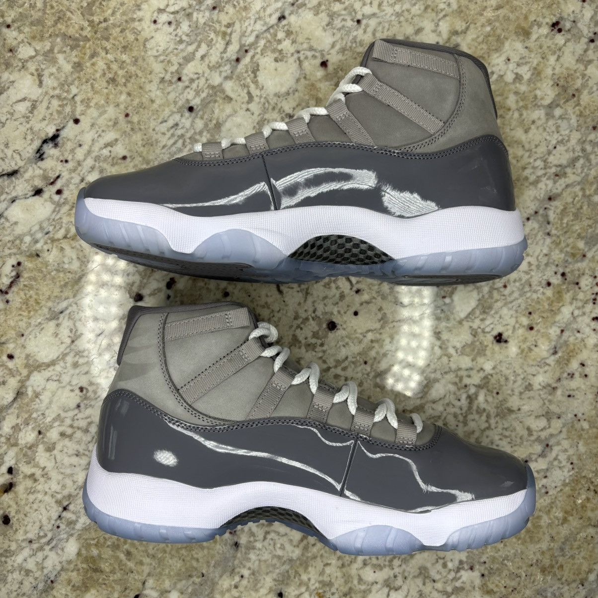 Jordan Brand Size 9.5 - Jordan 11 Retro High Cool Grey 2021 VNDS With Box Size US 9.5 / EU 42-43 - 3 Thumbnail