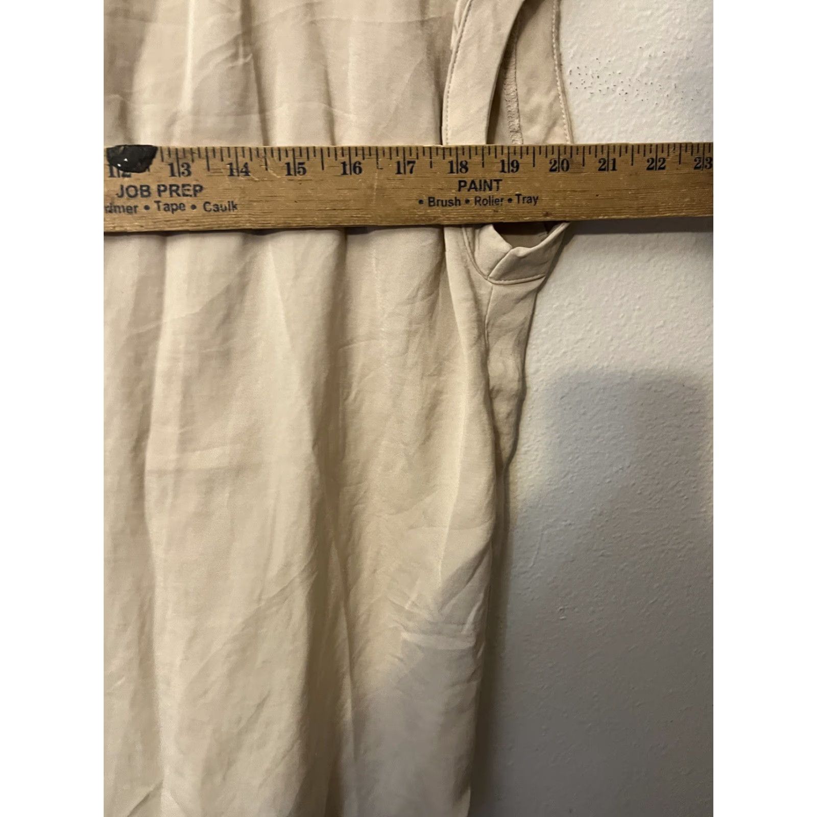 Vince Camuto Vince Camuto Blouse Women’s M Beige Sleeveless Button Up Top Size M / US 6-8 / IT 42-44 - 6 Thumbnail