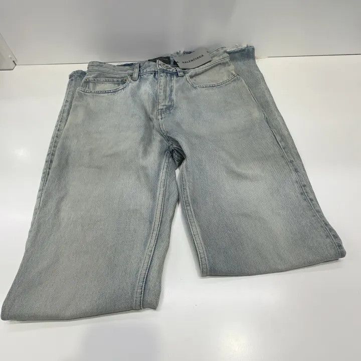 Balenciaga Balenciaga FW23 Distressed Flared Denim Jeans 0079-2507 Size US 26 / EU 42 - 6 Thumbnail